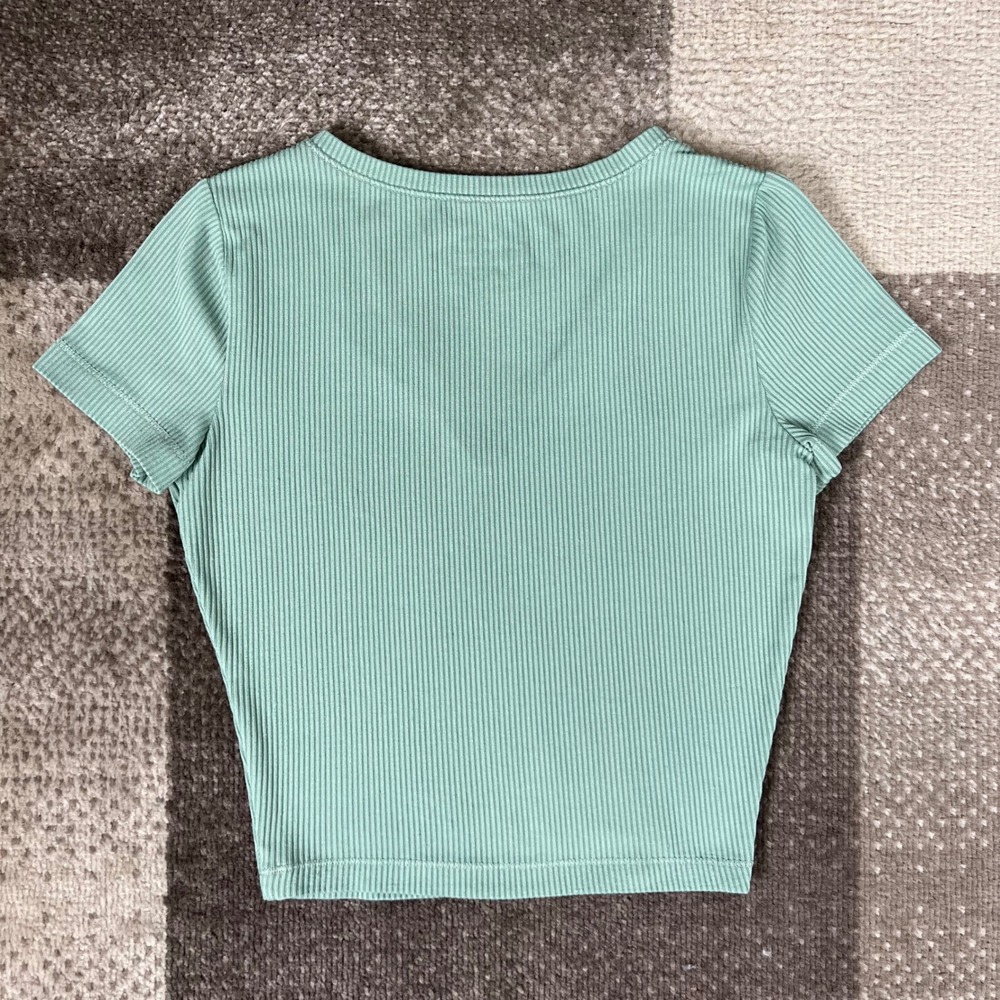 Hollister Must Have Collection Ribbed V Neck Baby Tee Mint Green XS - Picture 4 of 6